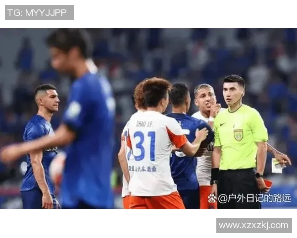 广东恒大与鲁能泰山的巅峰对决谁将笑到最后引发球迷热议